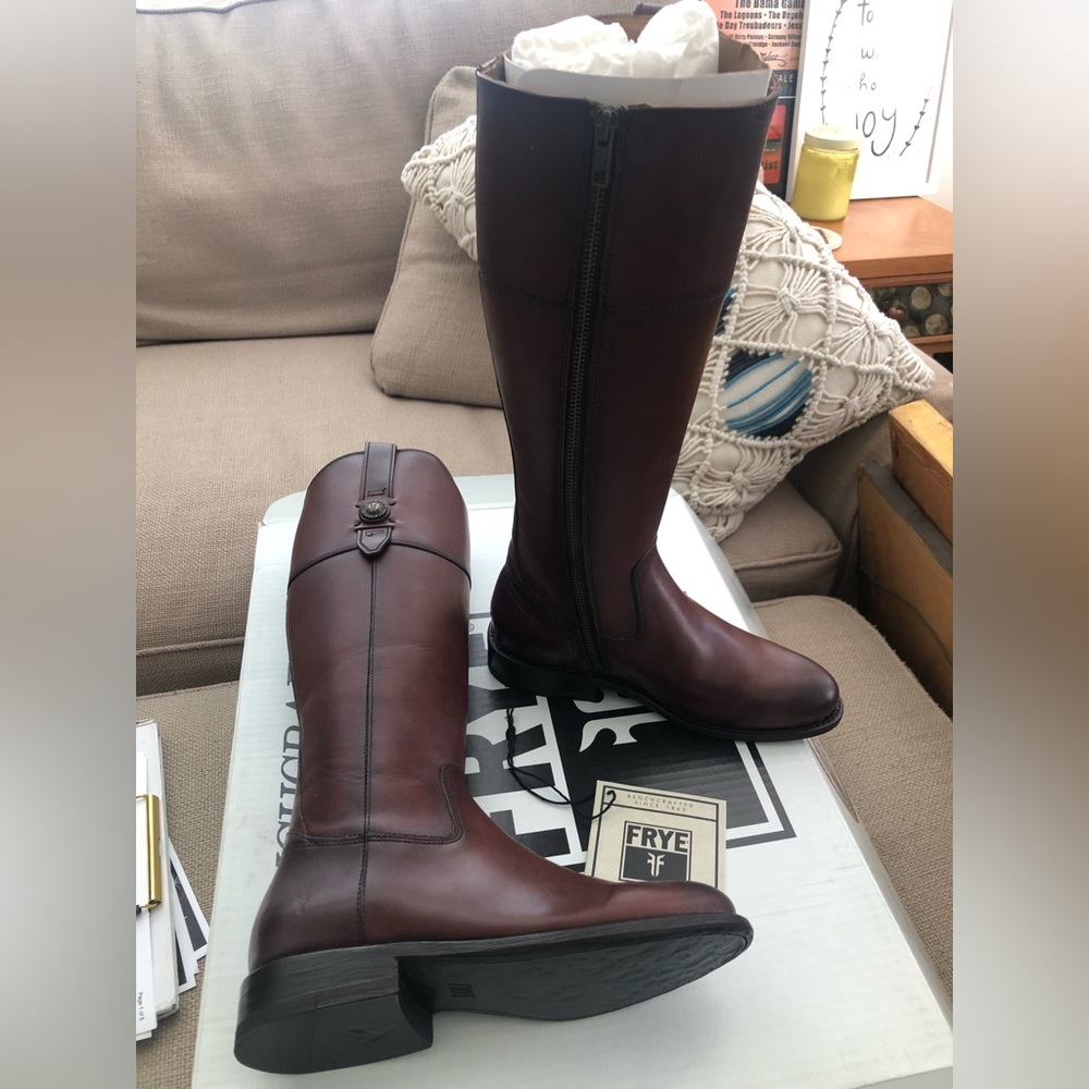 NWT Frye Leather Boots | Size 5.5